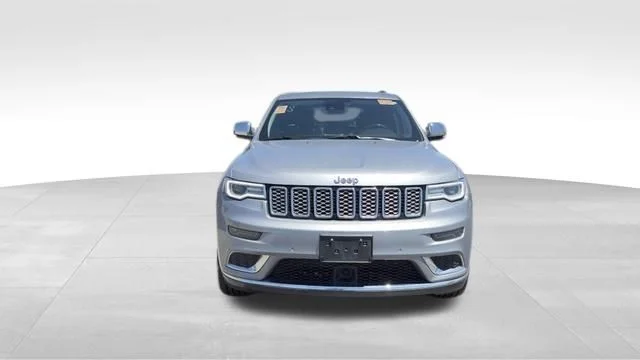 Used 2021 Silver Jeep Summit image 2