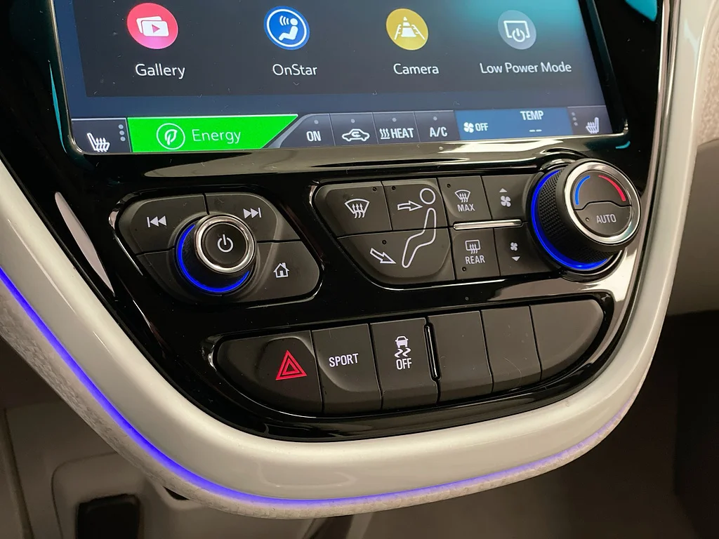 Used 2020 Kinetic Blue Metallic Chevrolet Premier image 17
