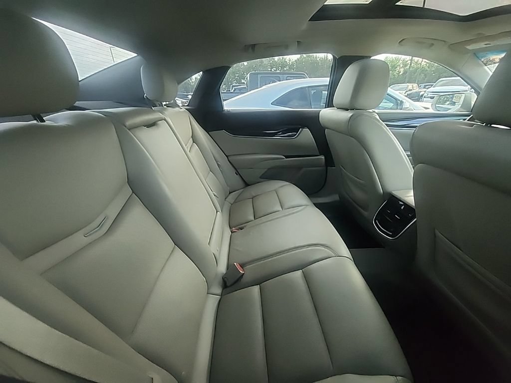 Used 2016 SILVER COAST METALLIC Cadillac Luxury Collection image 5