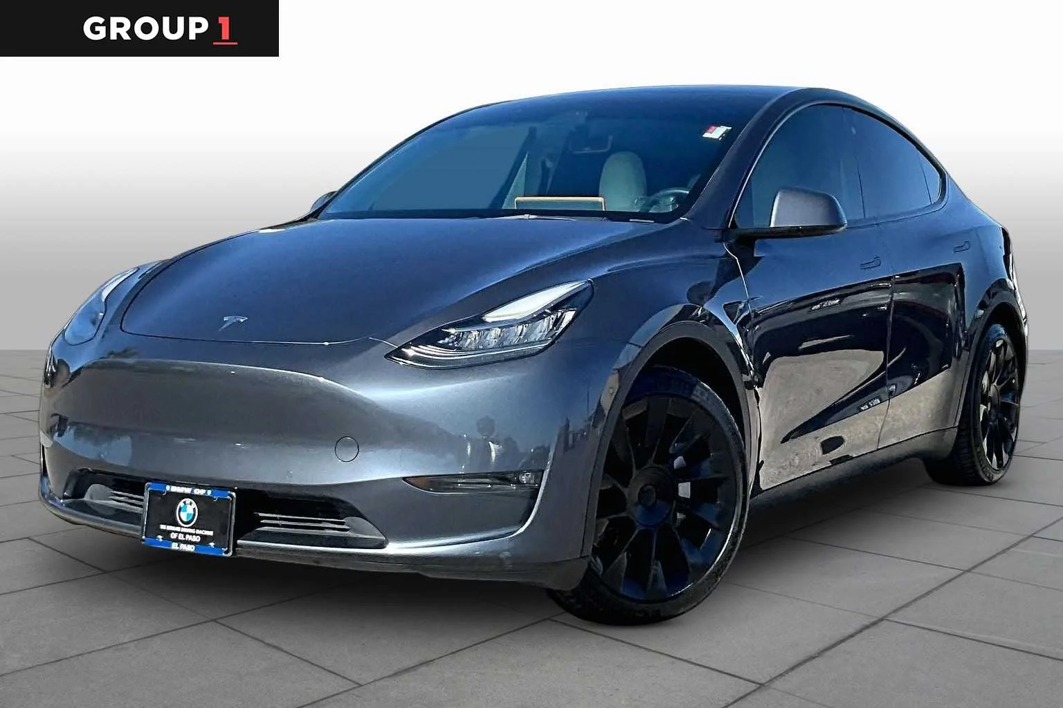 2022 Tesla Model Y Long Range Dual Motor All-Wheel Drive's photo