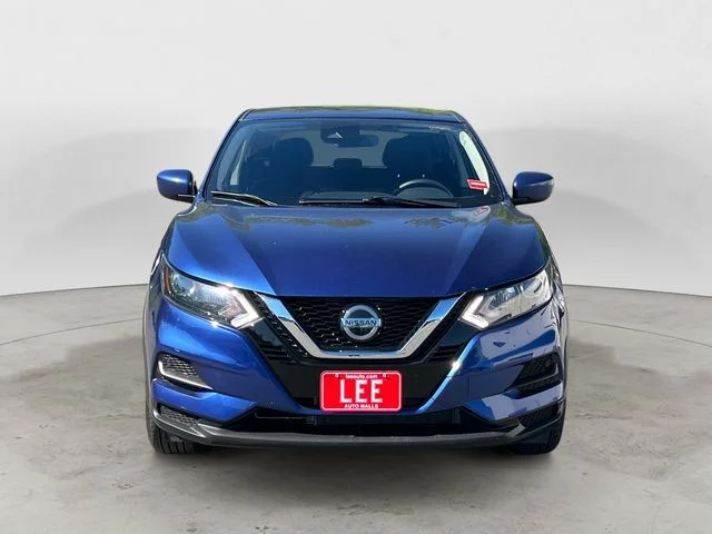 Used 2021 Caspian Blue Metallic Nissan S image 8