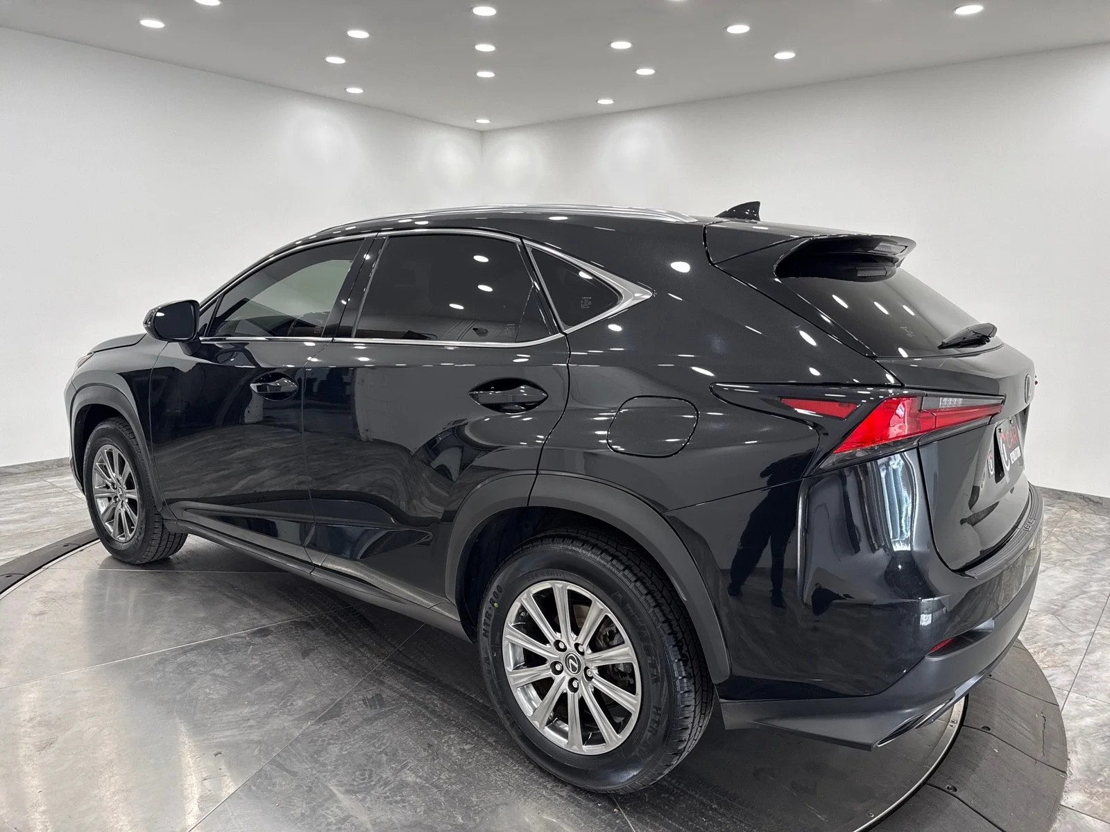 Used 2019 Caviar Lexus 300 FWD image 5