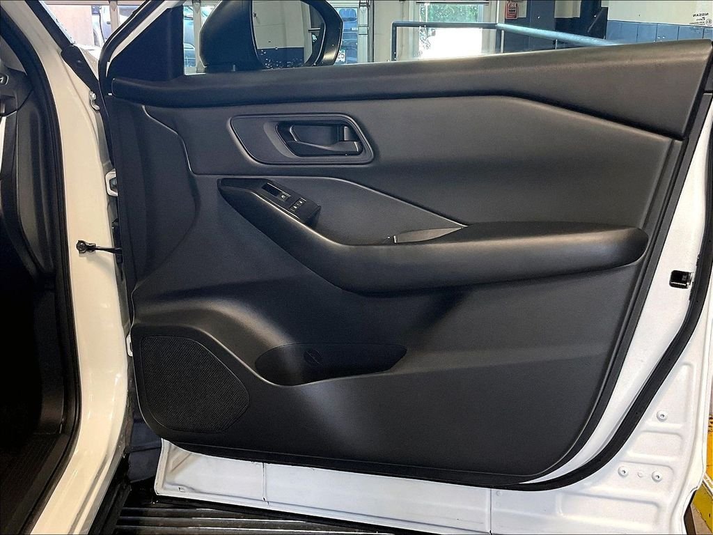 Certified Used 2024 White Nissan S image 12