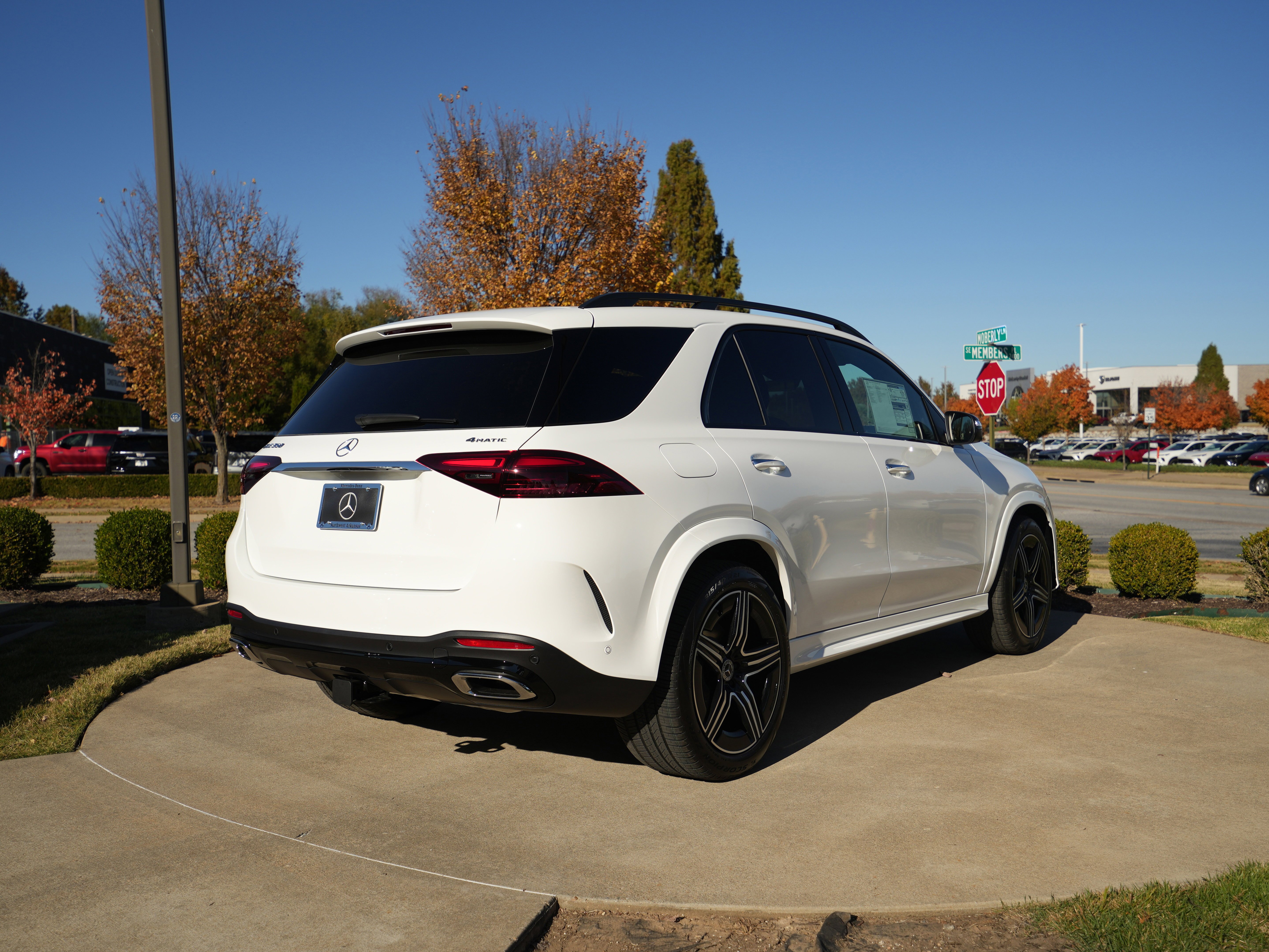 New 2026 POLAR WHITE Mercedes-Benz GLE 350 image 8