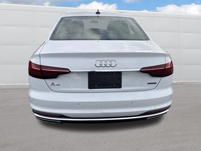 2023 Audi A4 45 S line Premium Plus photo 3