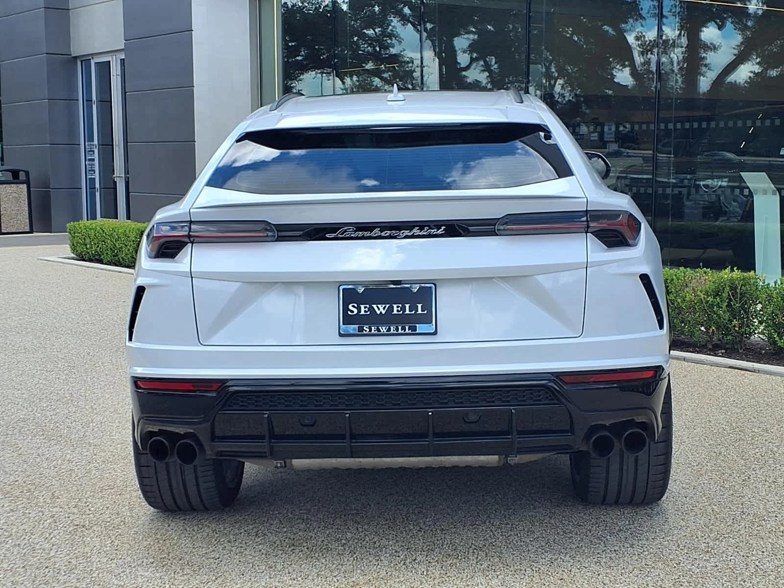 Used 2022 Bianco Monocerus Matt Lamborghini  image 7