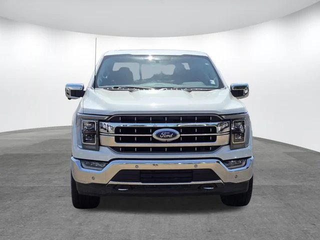 Certified Used 2022 Star White Ford Lariat image 2