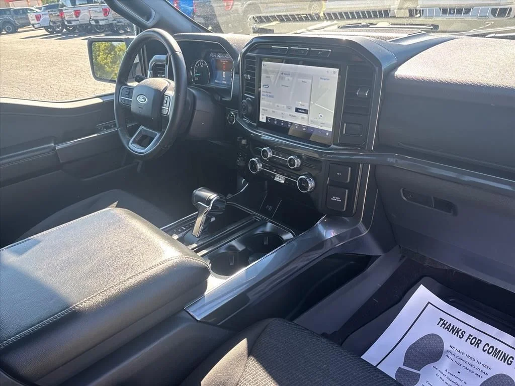 Used 2023 Silver Ford XLT image 12
