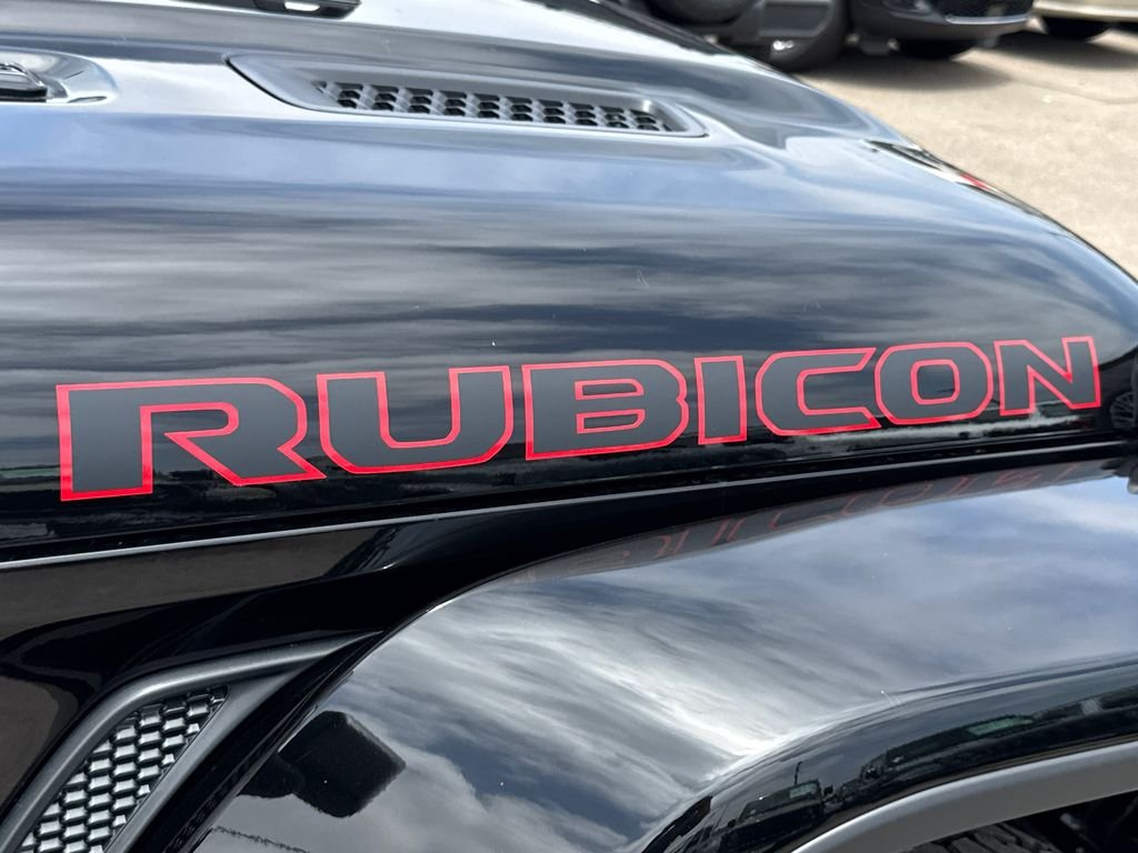 New 2026 Black Clear-Coat Exterior Paint Jeep Rubicon X image 10