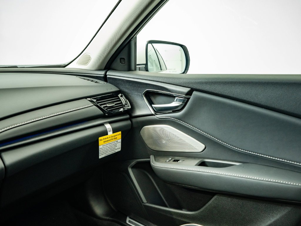 Used 2026 Platinum White Acura Advance Package image 39