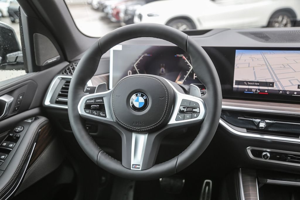 Used 2026 Dravit Grey Metallic BMW sDrive40i image 12