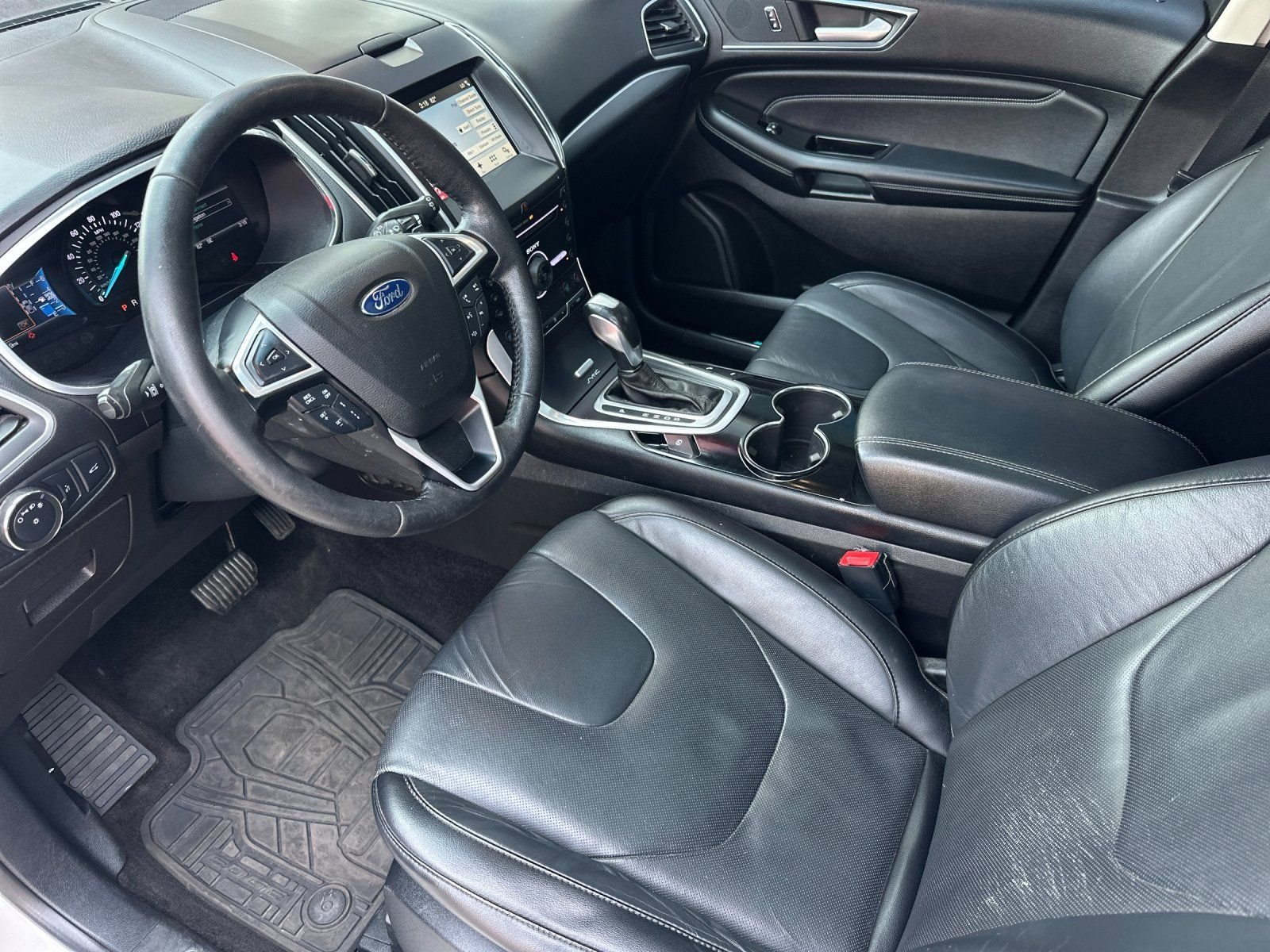 Used 2016 White Platinum Clearcoat Metallic Ford Titanium image 9