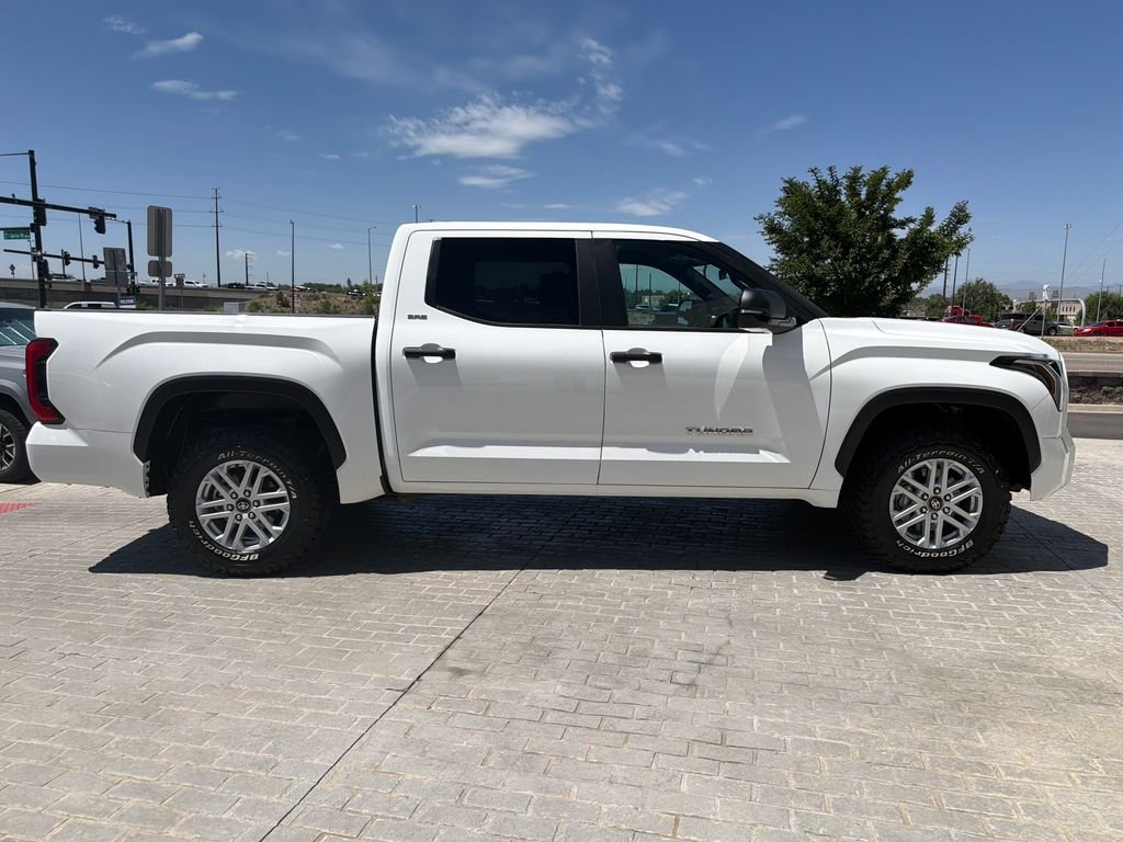 Used 2025 Ice Toyota SR5 image 6