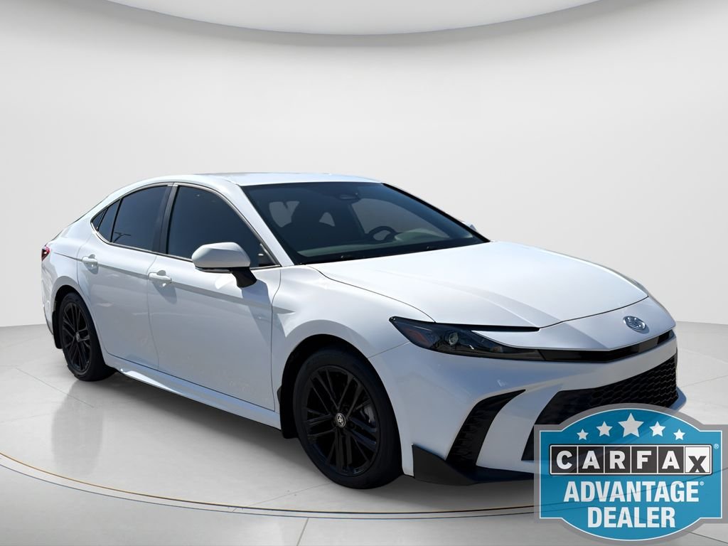 Used 2025 White Toyota SE image 3