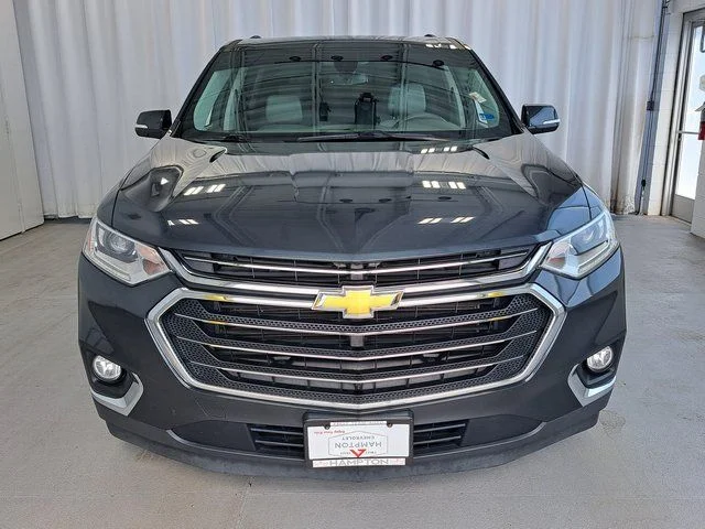 Used 2019 Gray Chevrolet 3LT image 3