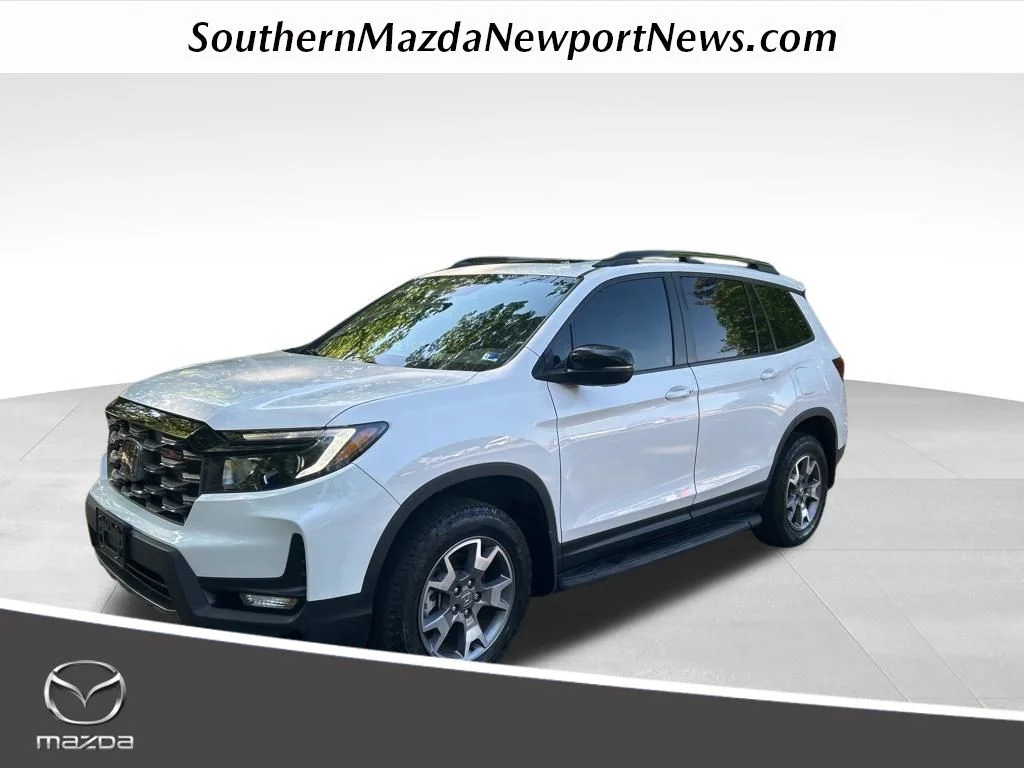Used 2023 White Honda TrailSport image 1