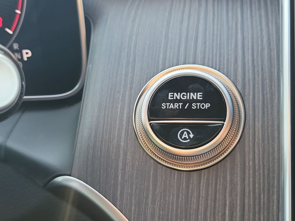 New 2026 Gray Mercedes-Benz GLC 300 image 27