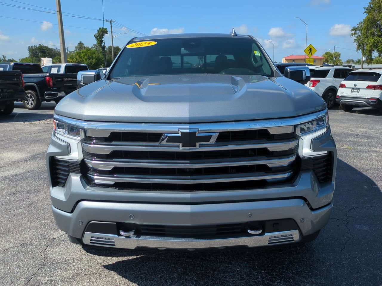 Used 2025 Sterling Gray Metallic Chevrolet High Country image 9