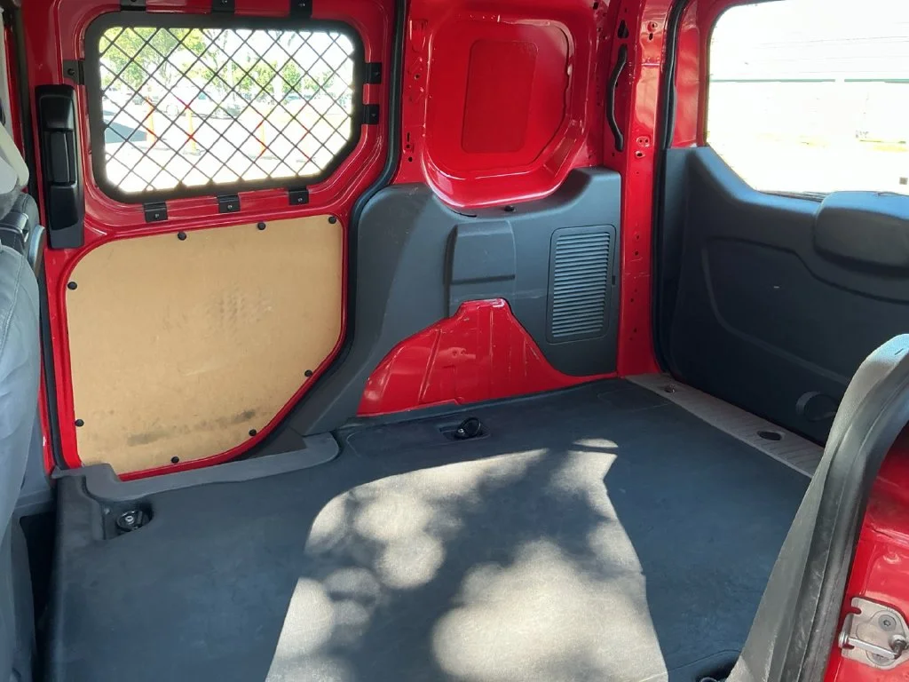 Used 2020 Red Ford XLT image 27