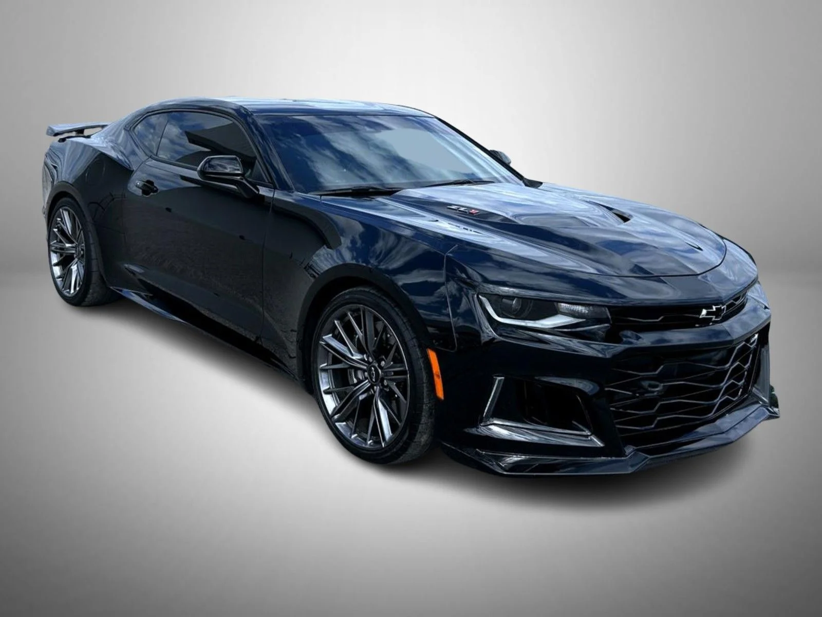 Used 2022 Black Chevrolet ZL1 image 3