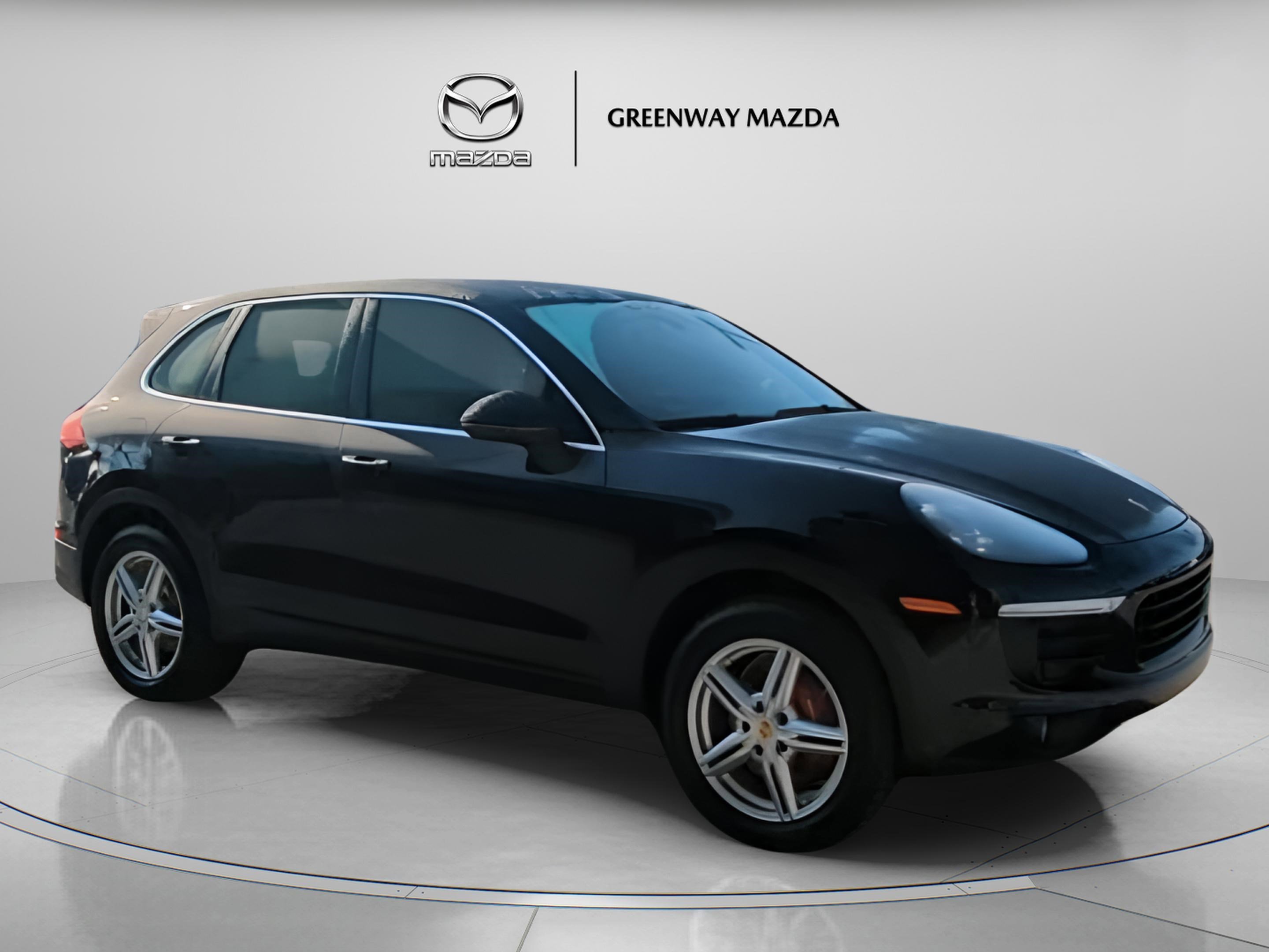 2016 Porsche Cayenne Tiptronic's photo