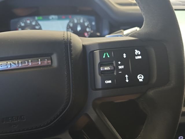 Used 2022 Black Land Rover  image 20