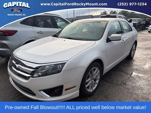 Used 2010 White Ford SEL image 1
