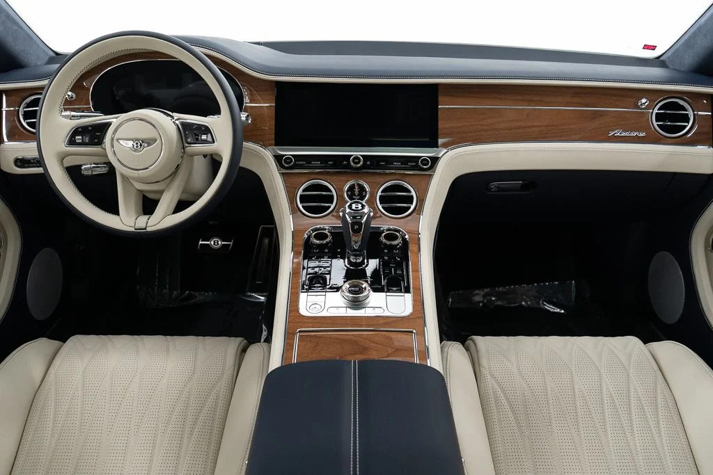 New 2026 Sequin Blue - by Mulliner Bentley Azure image 21