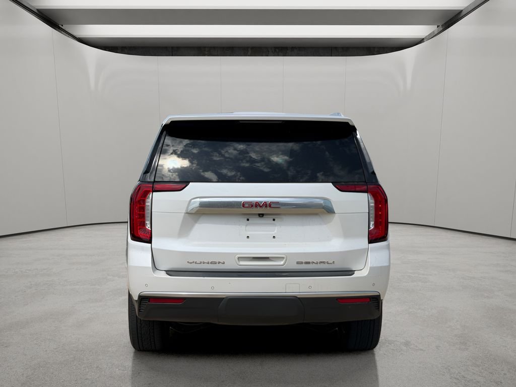 Used 2021 White Frost Tricoat GMC Denali image 4