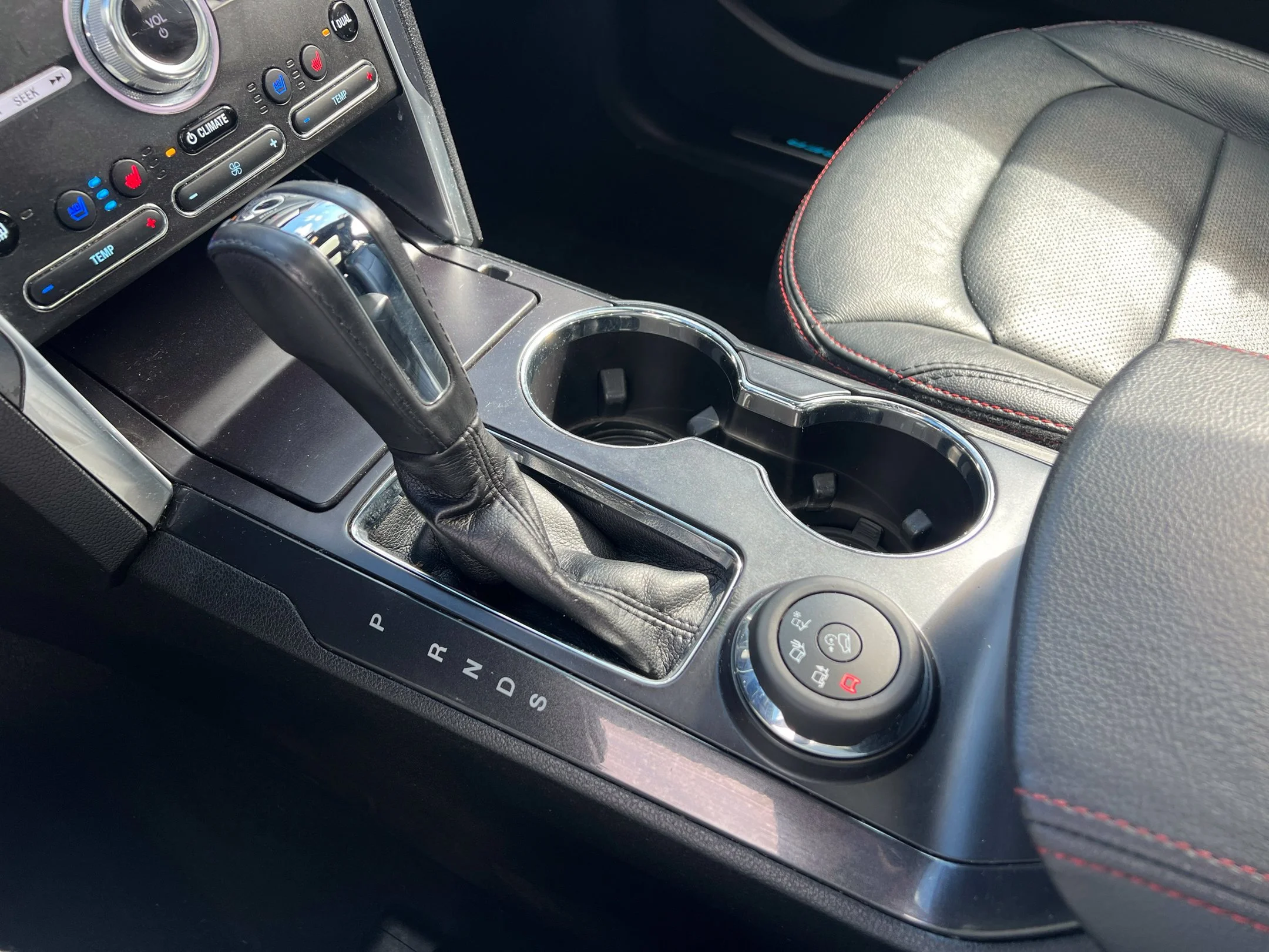 Used 2019 White Ford Sport image 40
