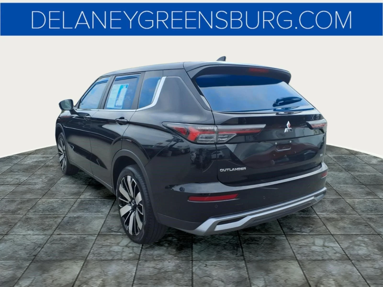 Used 2025 Blue Mitsubishi SE image 5