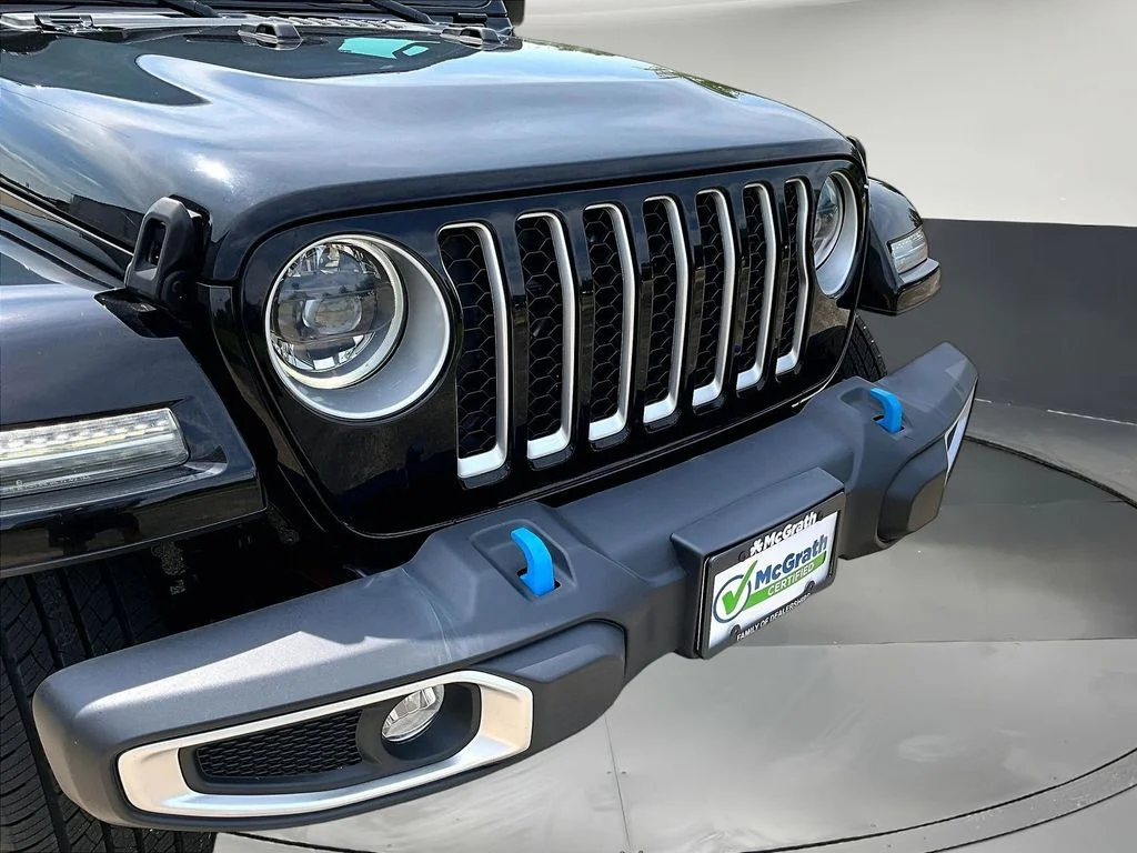Used 2023 Black Jeep Sahara 4xe image 32