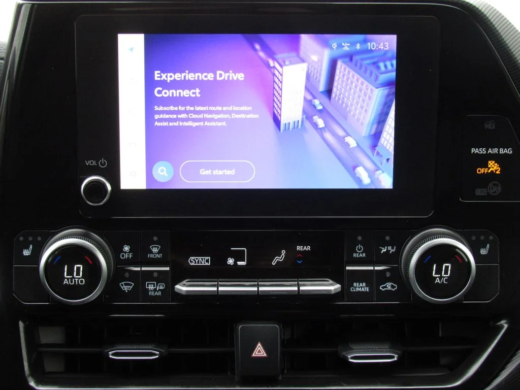 2025 Toyota Highlander XSE - Photo 29