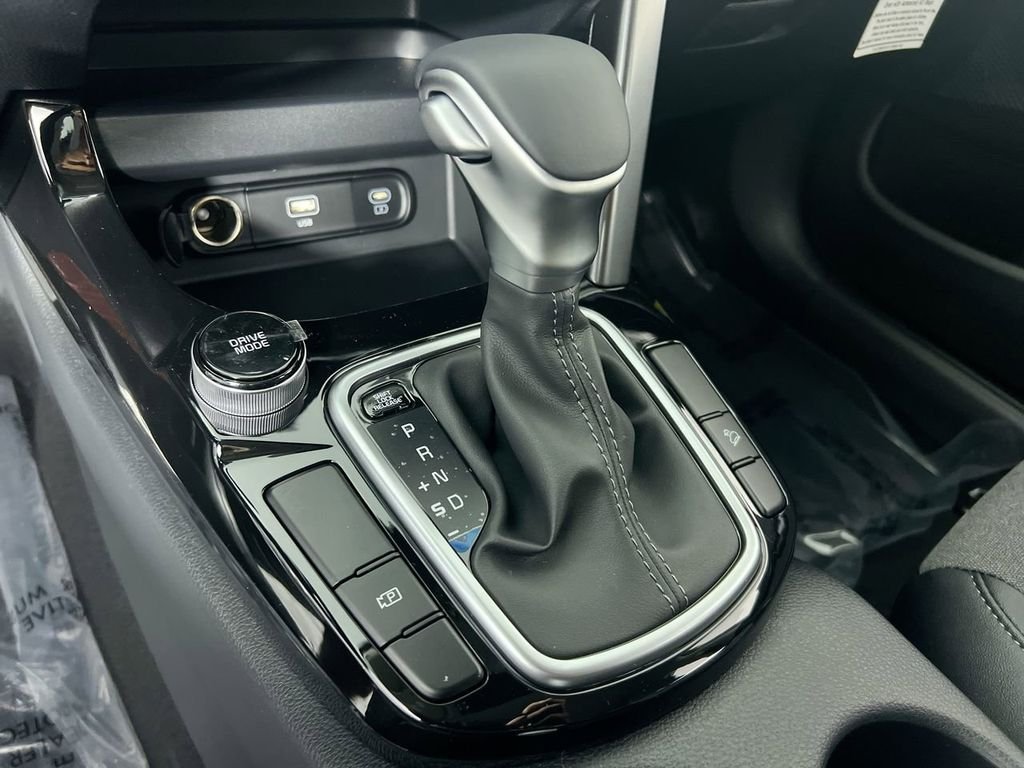 New 2026 Fusion Black Kia S image 23
