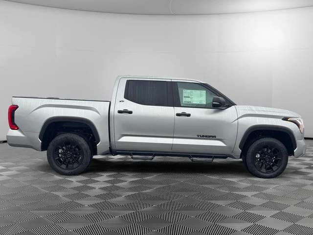 2026 Toyota Tundra SR5 - Photo 6