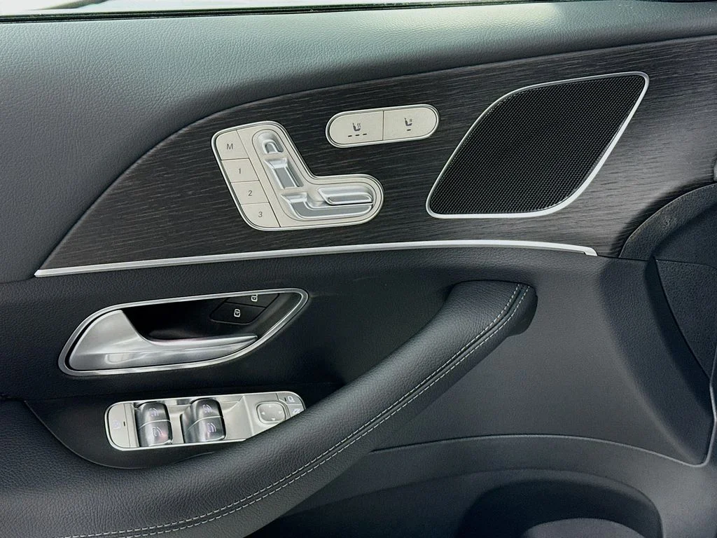 Certified Used 2026 Black Mercedes-Benz GLE 350 image 18