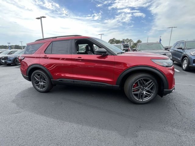 New 2026 Rapid Red Metallic Tinted Clearcoat Ford ST image 2
