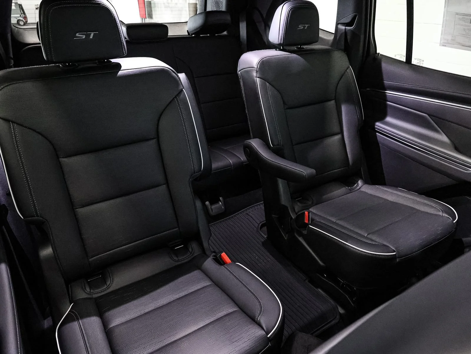 2026 Buick Enclave Sport Touring - Photo 25