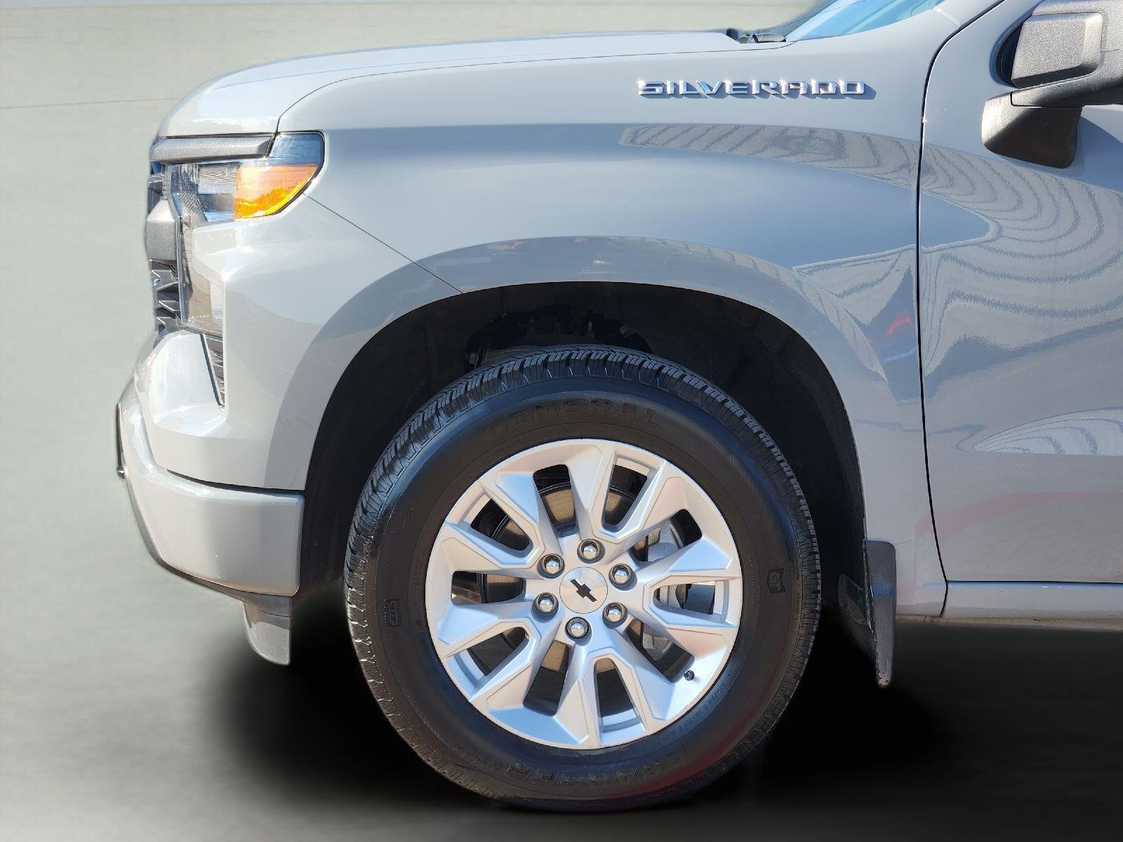 2024 Chevrolet Silverado 1500 photo 9 of 33