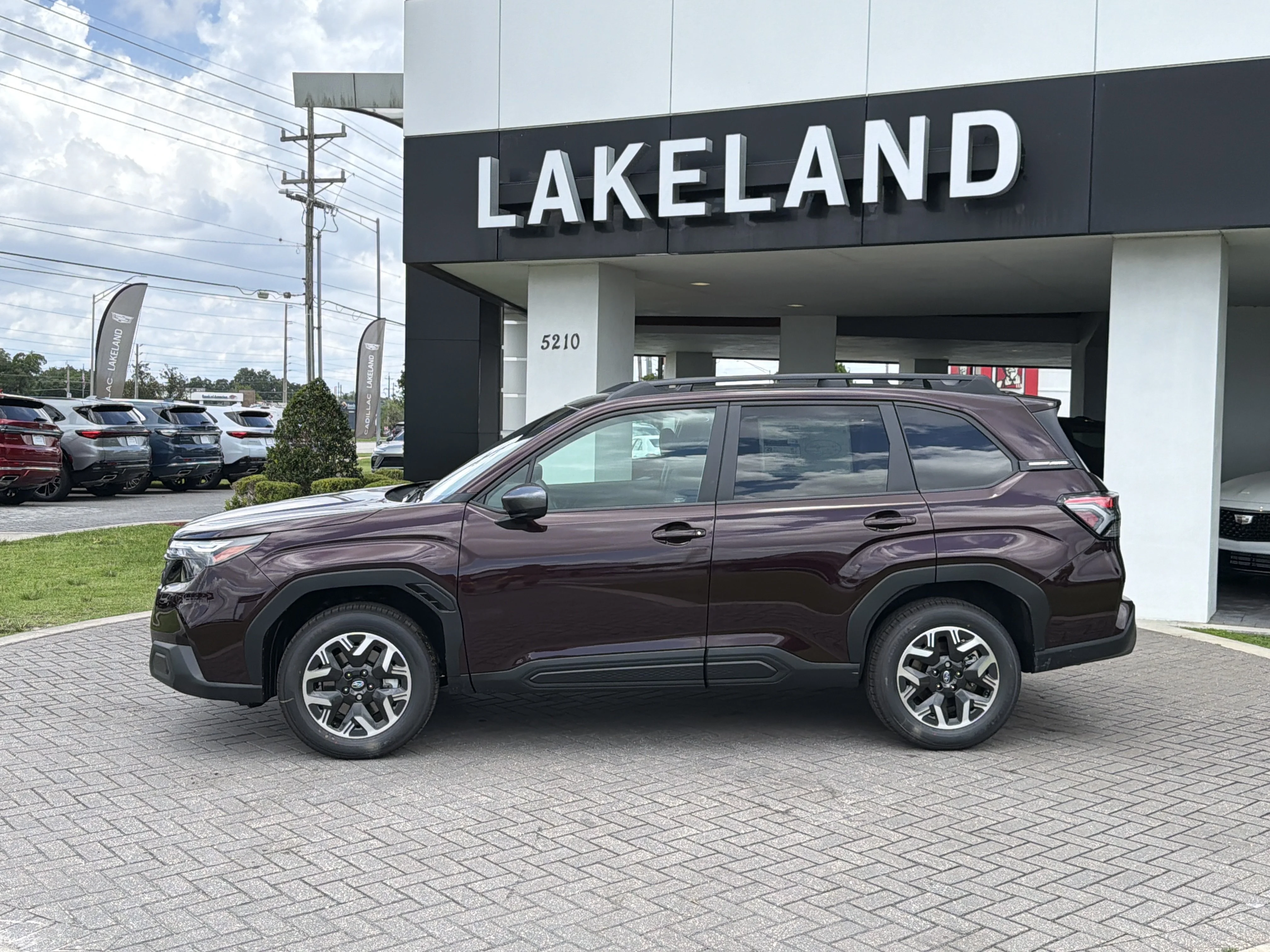 New 2026 DARK MAHOGANY PEARL Subaru Premium image 3