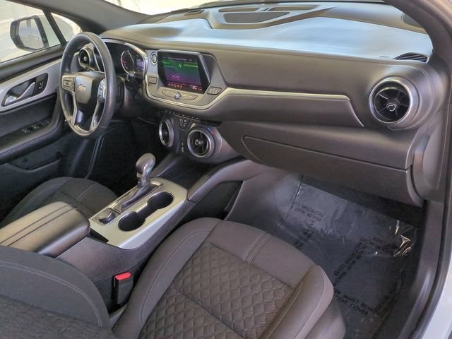 Used 2022 Summit White Chevrolet 2LT image 33