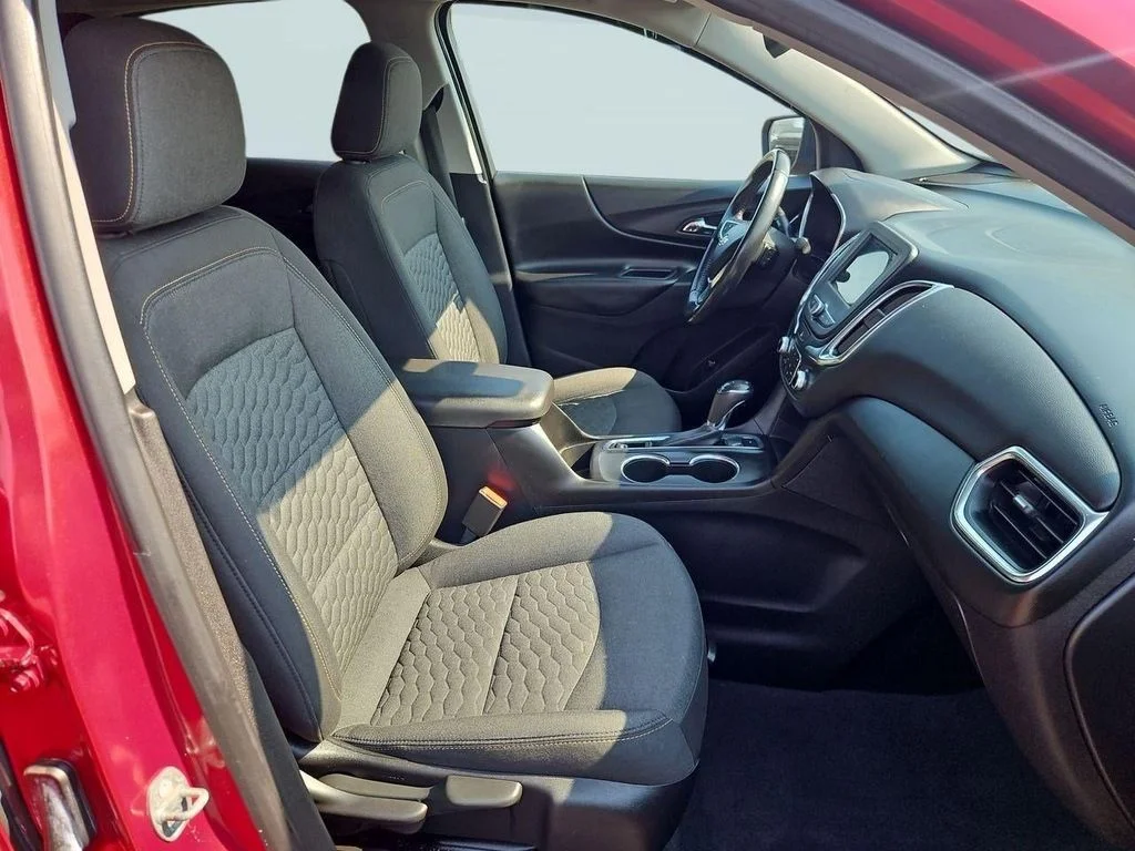 Used 2019 Cajun Red Tintcoat Chevrolet LT image 31