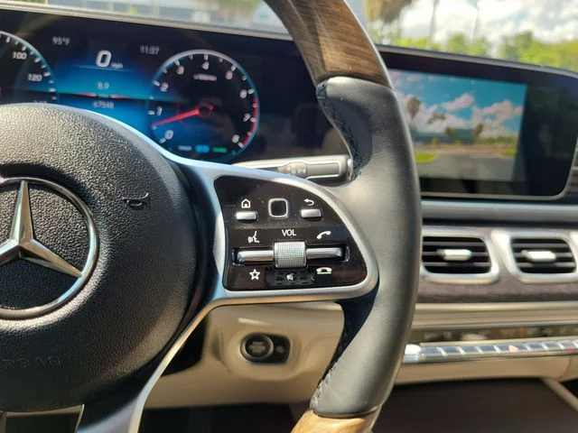 Used 2021 Green Mercedes-Benz GLE 580 image 23
