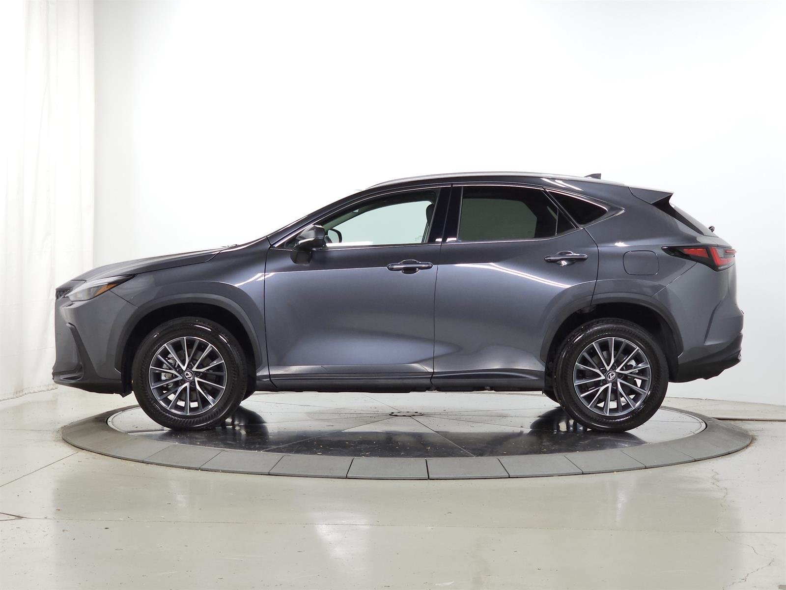 Certified Used 2024 Cloudburst Gray 1l1 Lexus  image 4