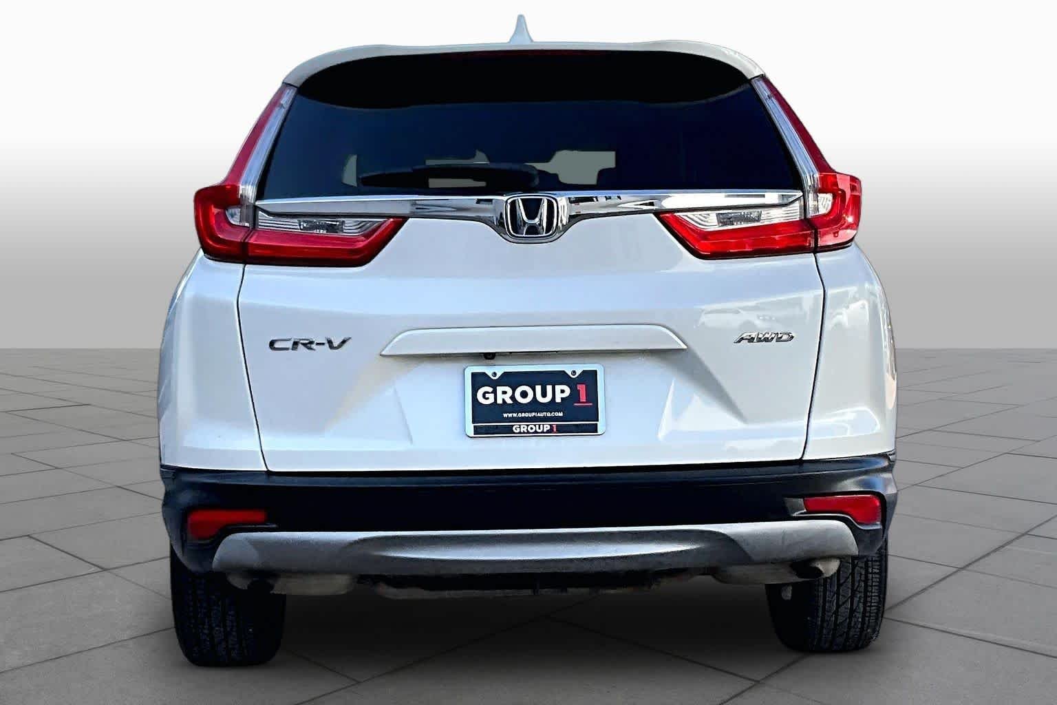 Used 2018 White Diamond Pearl Honda EX image 5