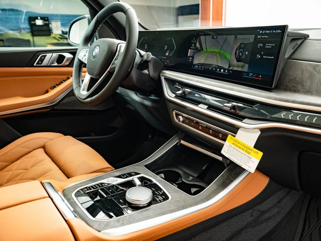 New 2026 Black Sapphire Metallic BMW xDrive40i image 47