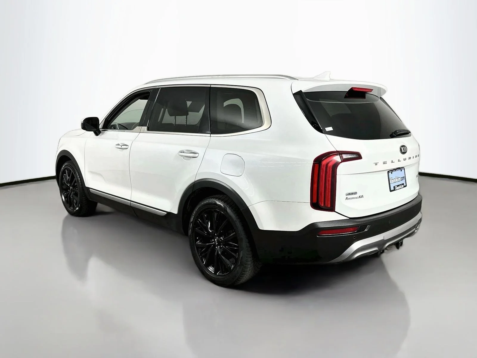 Used 2020 Snow White Pearl Kia SX image 5