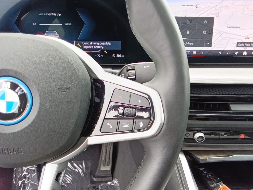 Certified Used 2025 Mineral White Metallic BMW xDrive40 image 16