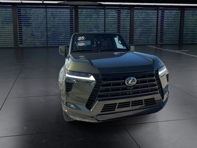 Certified Used 2025 Green Lexus 550 Luxury image 3