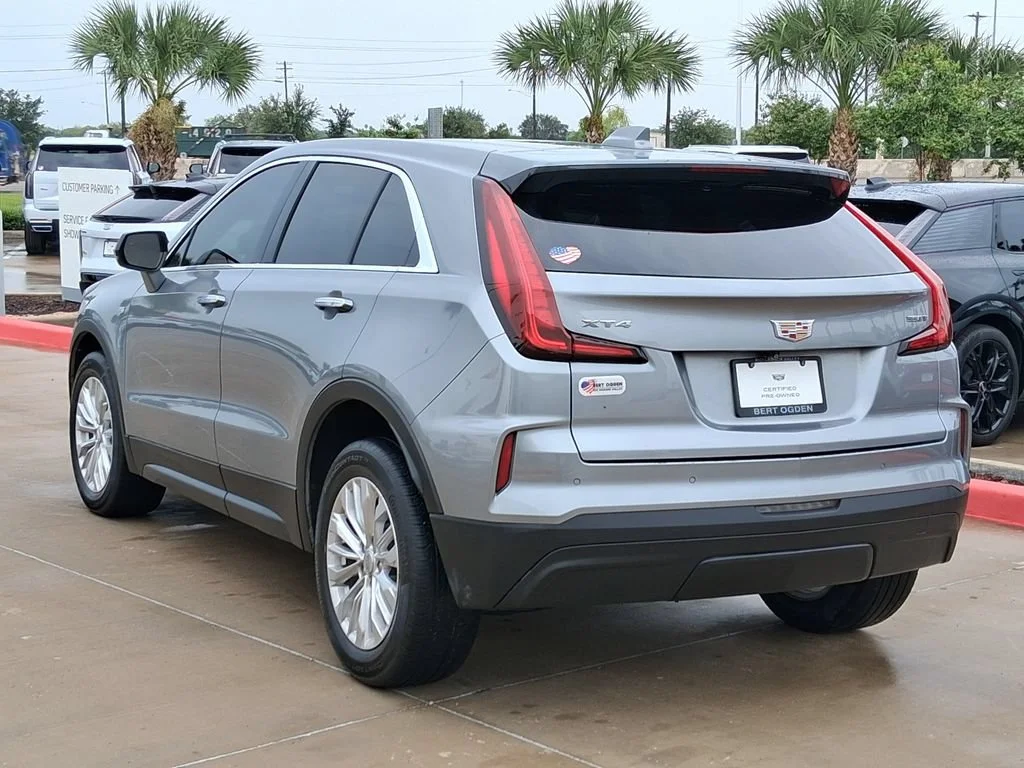 Used 2024 Argent Silver Metallic Cadillac Luxury image 4